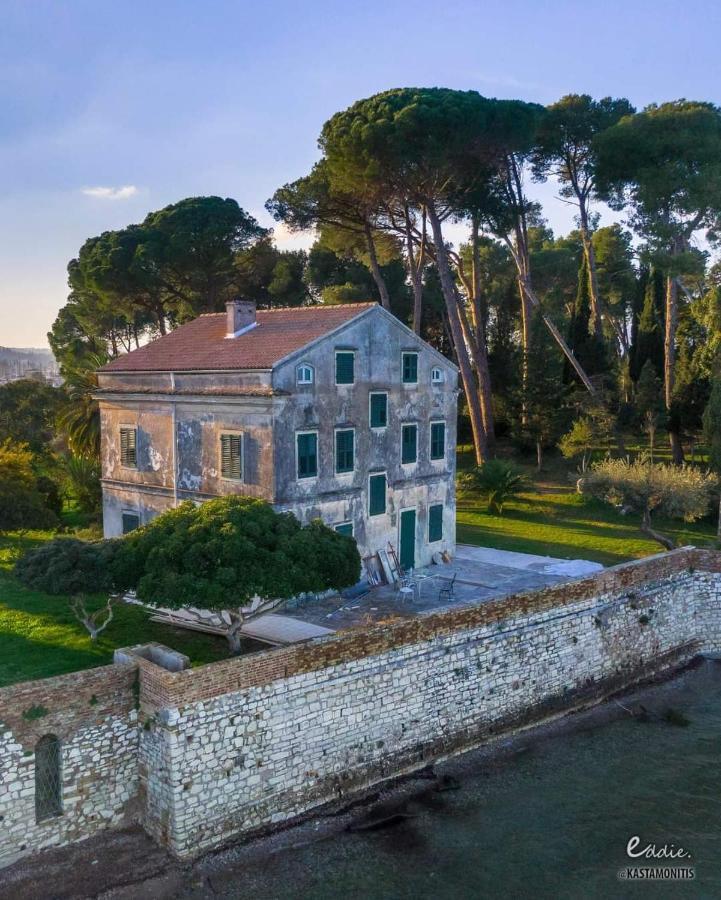 Iris Apartment Near Corfu Town Kontokali Ngoại thất bức ảnh